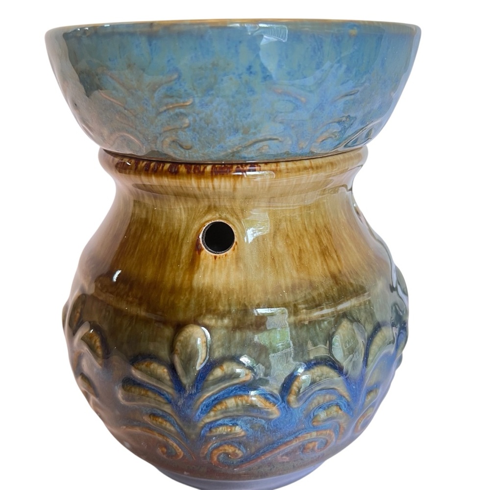 Brown and Blue Pottery Like Electric Candle Warmer.  New without Tags.